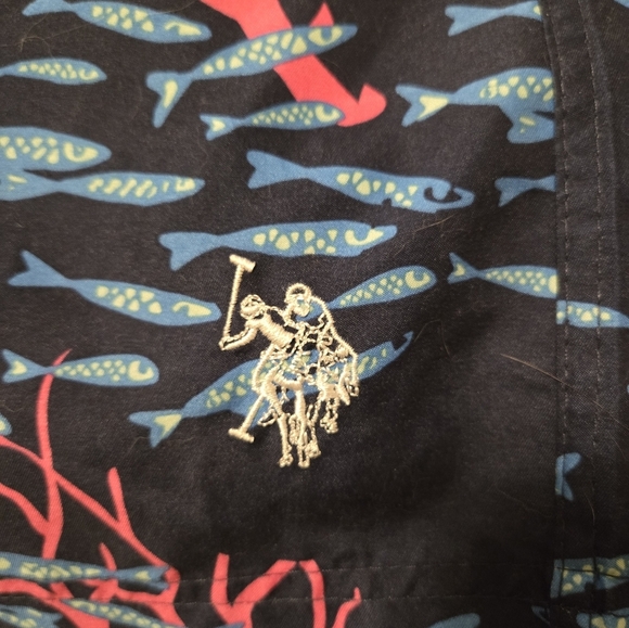 US Polo Assn. Navy Blue & Pink Coral Print Swim Trunks Size L - Picture 5 of 5